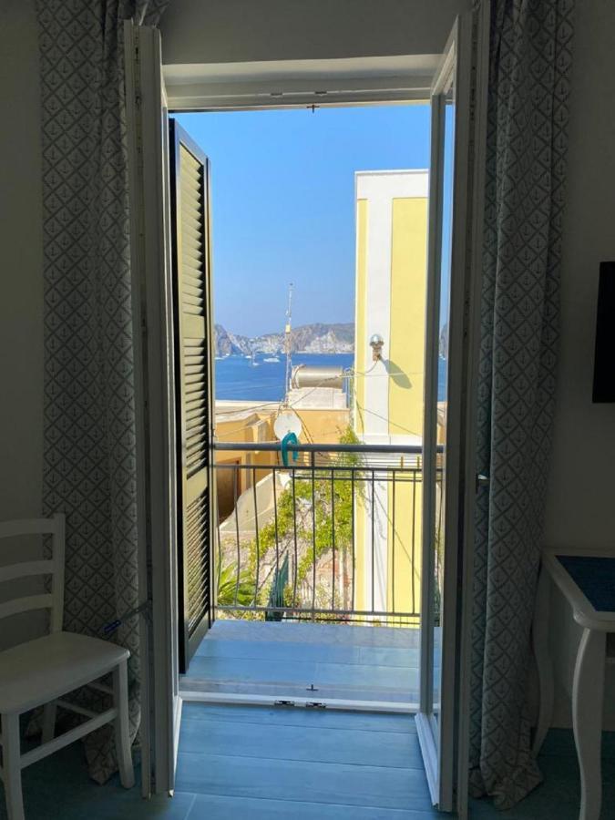 Sky Ponza - Immobilevante 外观 照片