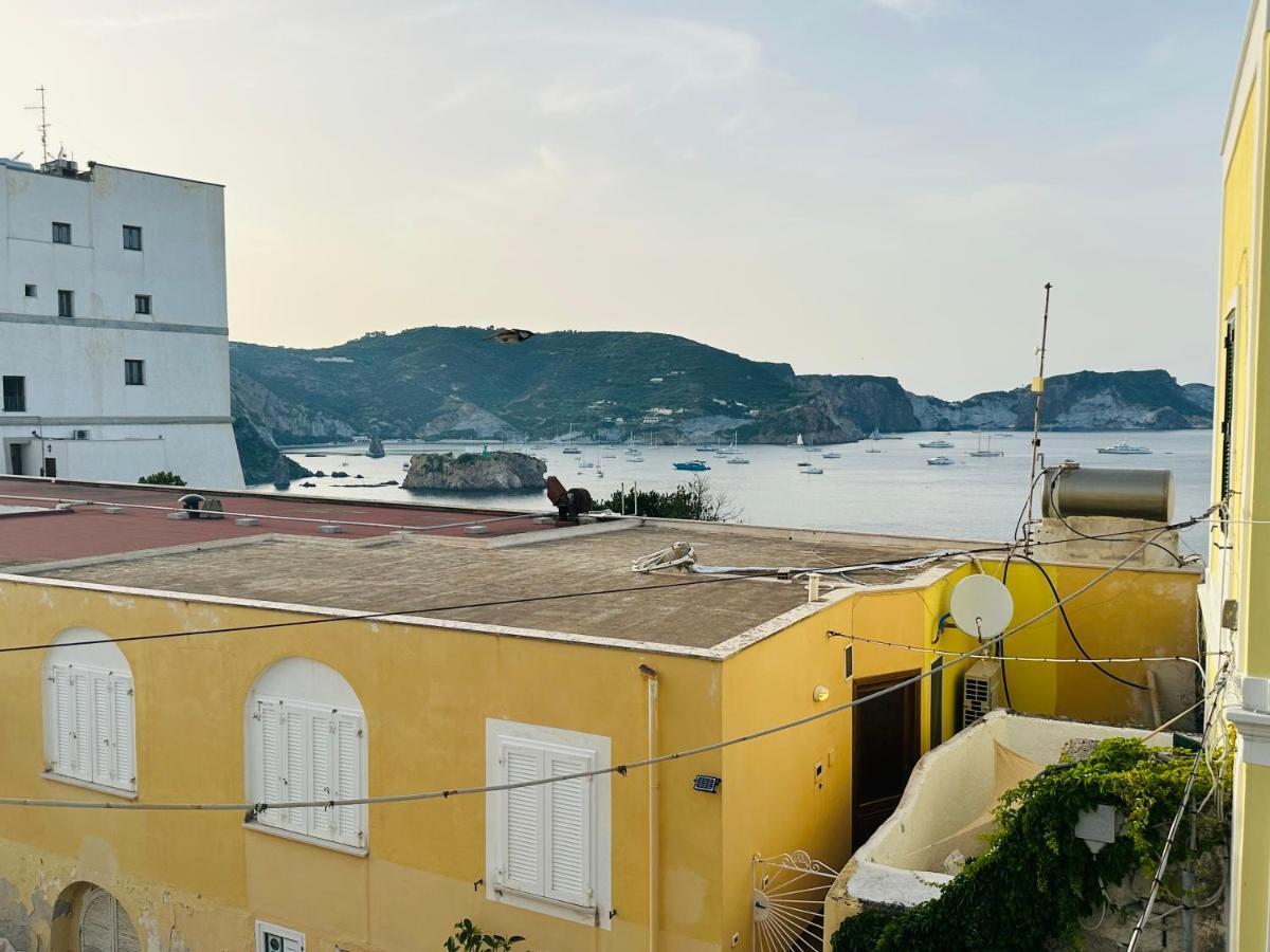 Sky Ponza - Immobilevante 外观 照片
